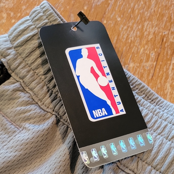 New Houston Rockets Nike basketball shorts - Picture 2 of 4